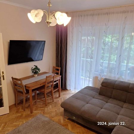 Lili Apartman Apartment Balatonfüred Екстериор снимка