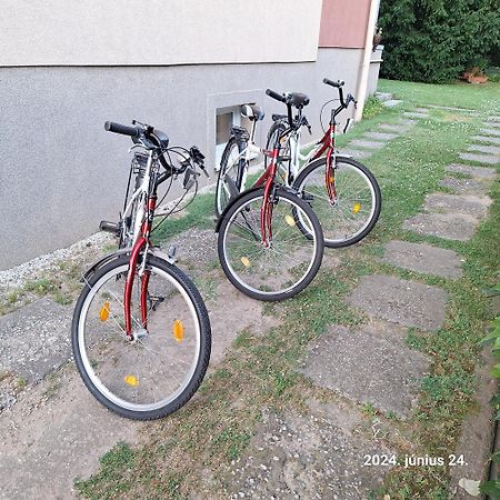 Lili Apartman Apartment Balatonfüred Екстериор снимка
